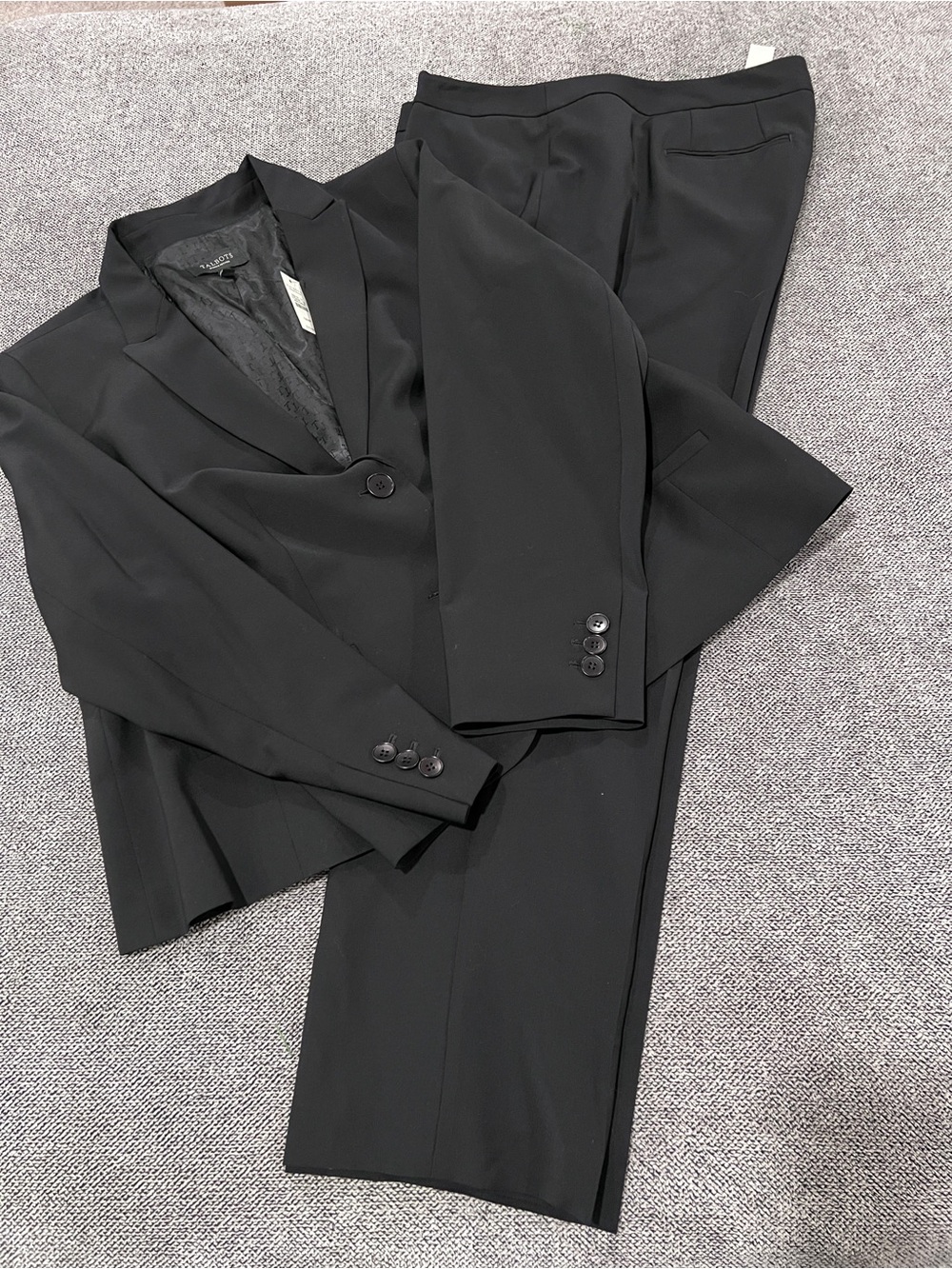 Talbots Black Women's Classic Two-Piece Suit Jacket and Pants